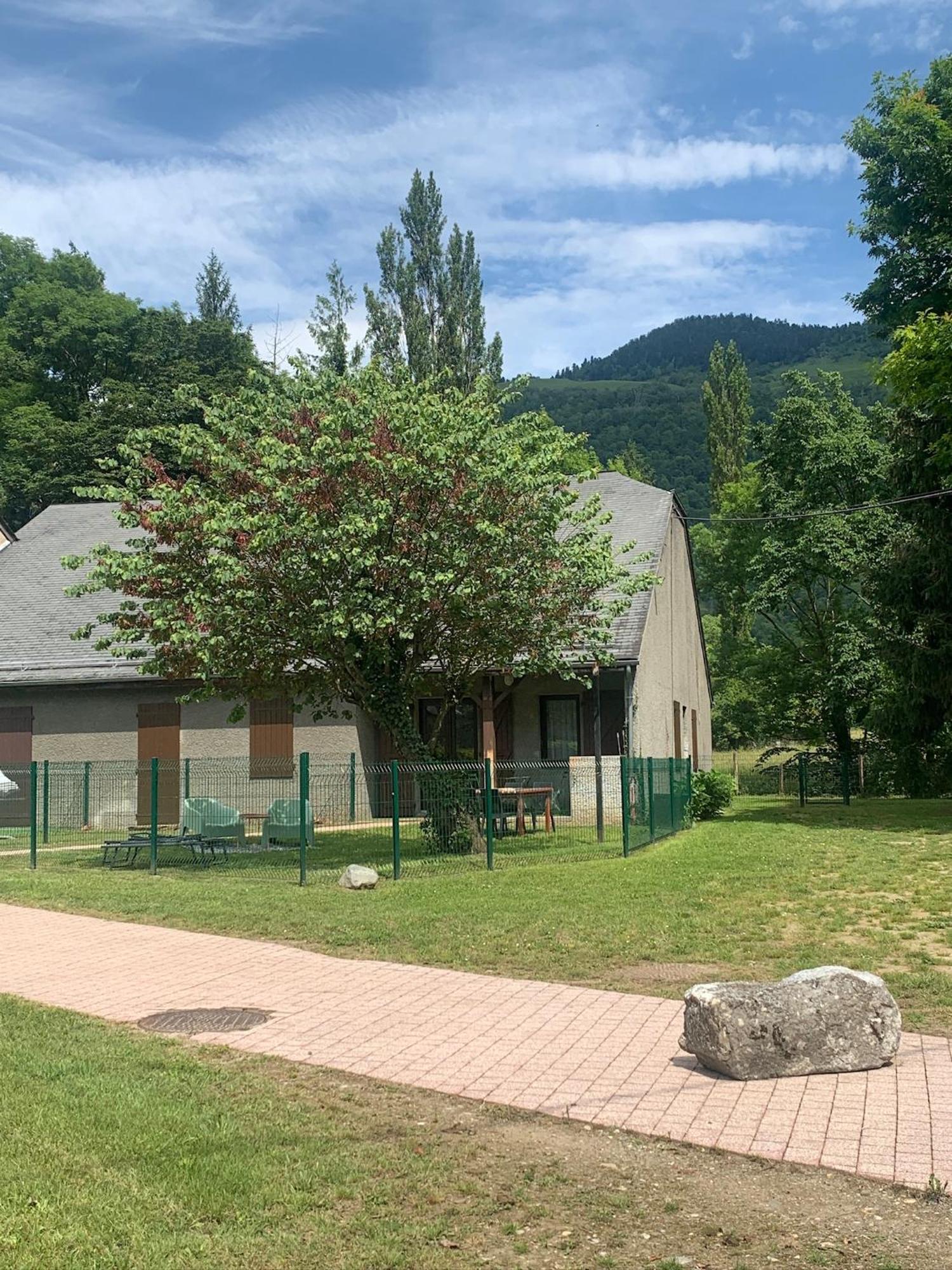 La Suite Unique - Le Jardin Sur Les Pyrenees- Vue Panoramique Montagne -Jardin Cloture Prive De 100M2-Parking-Linge De Lit Et Serviettes Compris- Bielle Exterior foto